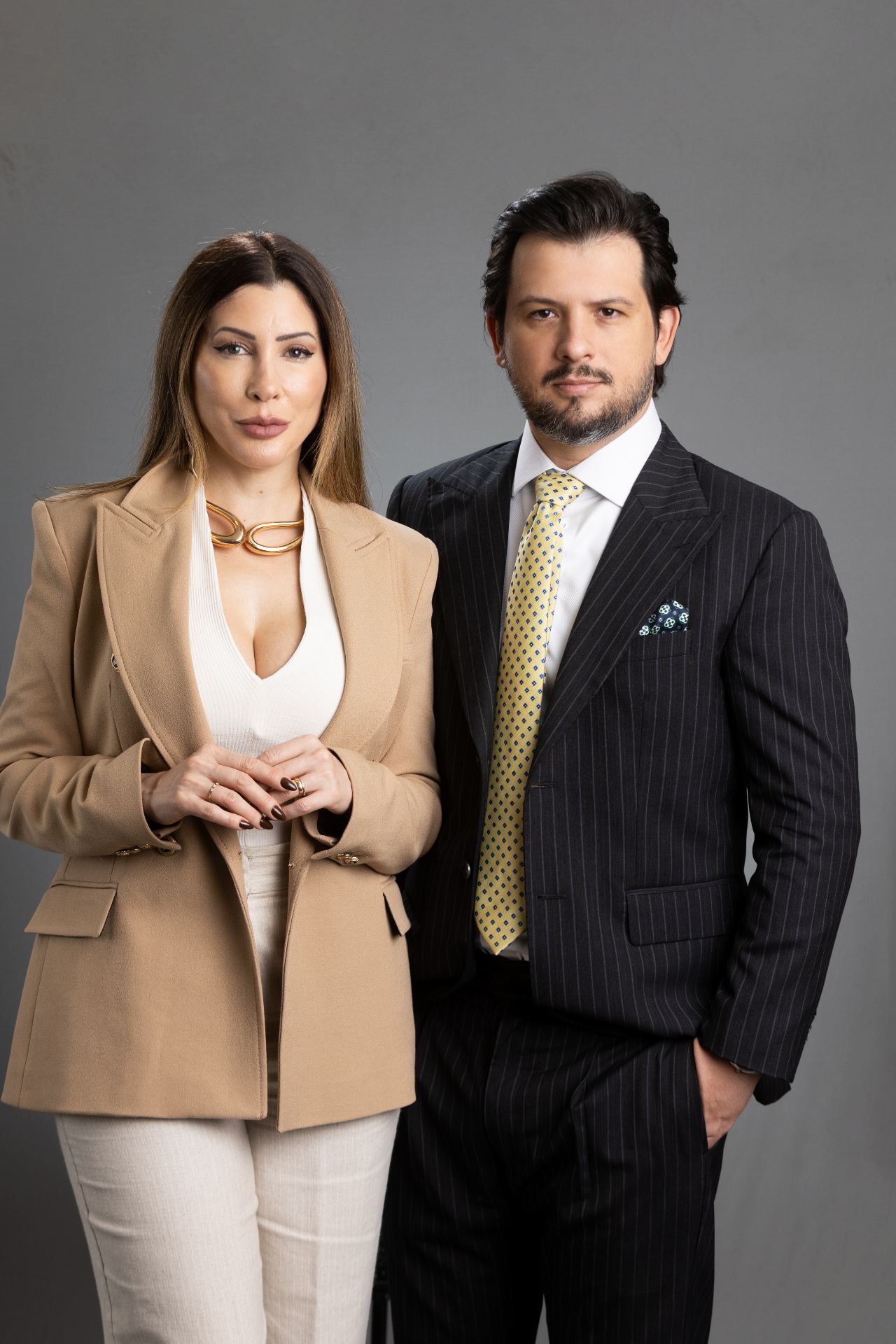 Dr. Rafael Paiva e Dra. Vanessa Paiva — professores do curso